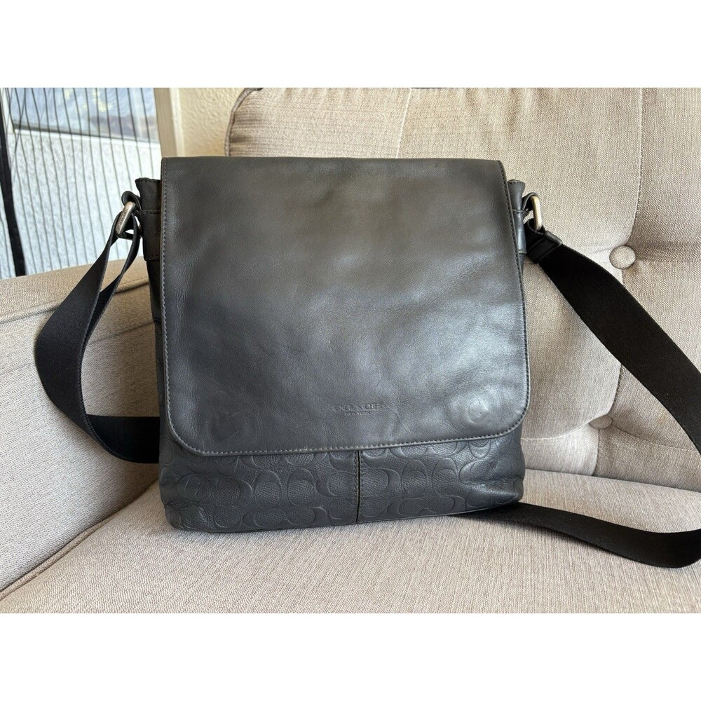 Coach Charles F72220 Messenger In Signature Embossed Leather Crossbody Bag Navy